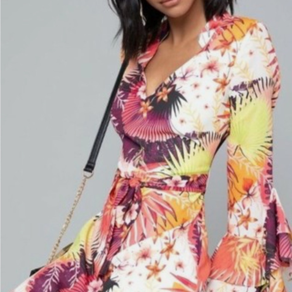 BEBE Natalie Royal PALM Tropical Print Dress Ruffle Sleeve Back CutOut SZ 16NWT